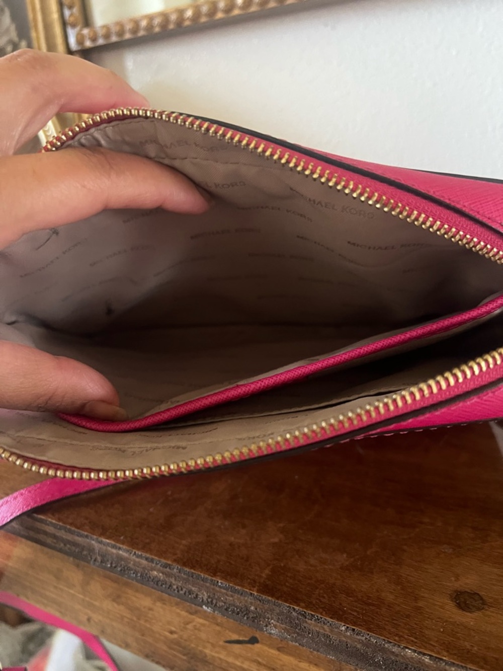 Michael Kors Hot Pink Crossbody Bag with Gold Chain - Picture 6 of 7